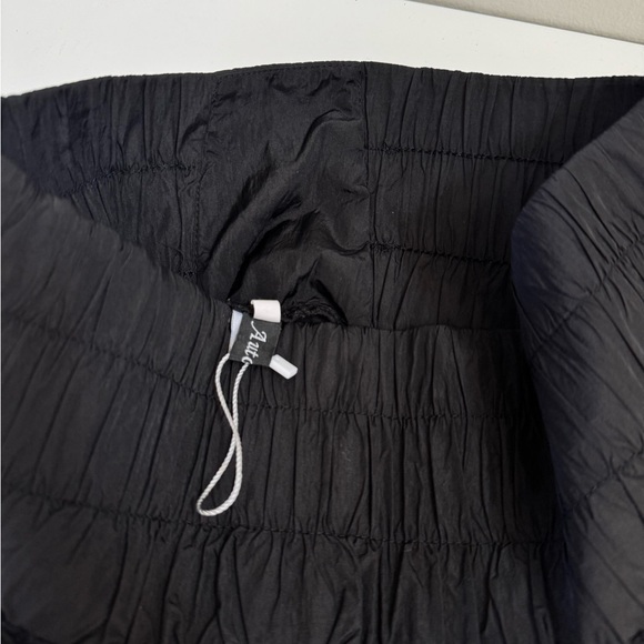 Automet High-Waisted Black Women's Athletic Shorts- New without Tags - Picture 4 of 4